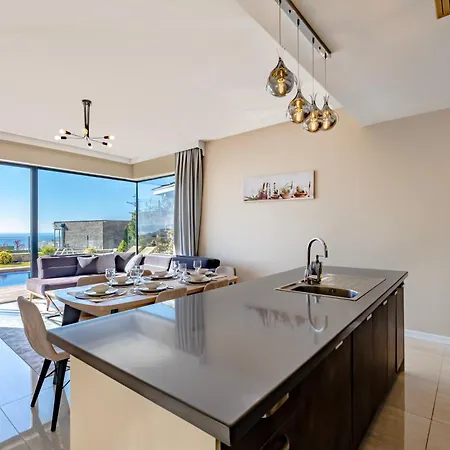 Villa Farilya By Important Group Travel *