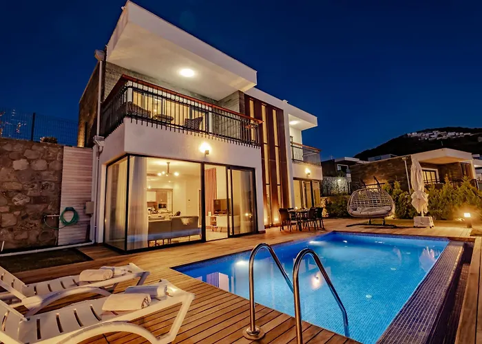 Farilya By Important Group Travel Villa