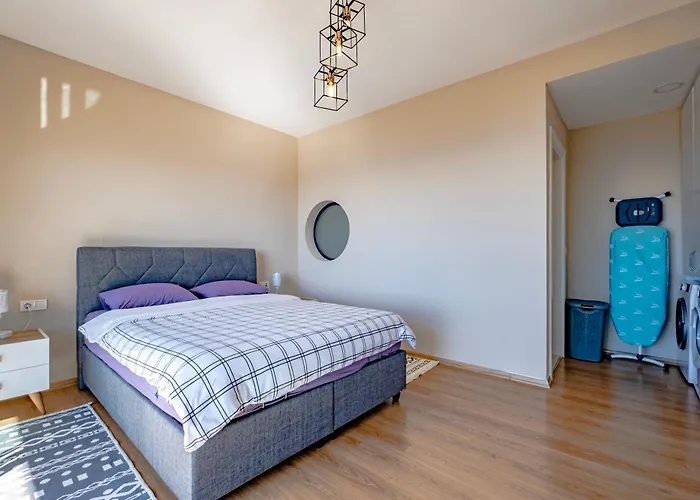 فيلة Farilya By Important Group Travel