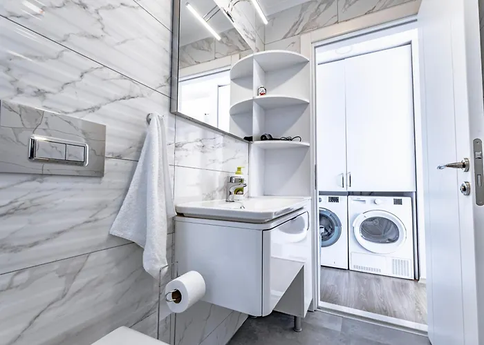 Vila Farilya By Important Group Travel *