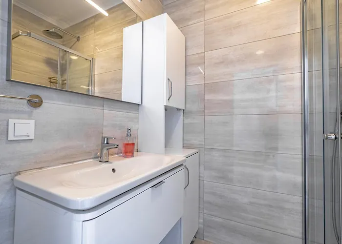 فيلة Farilya By Important Group Travel