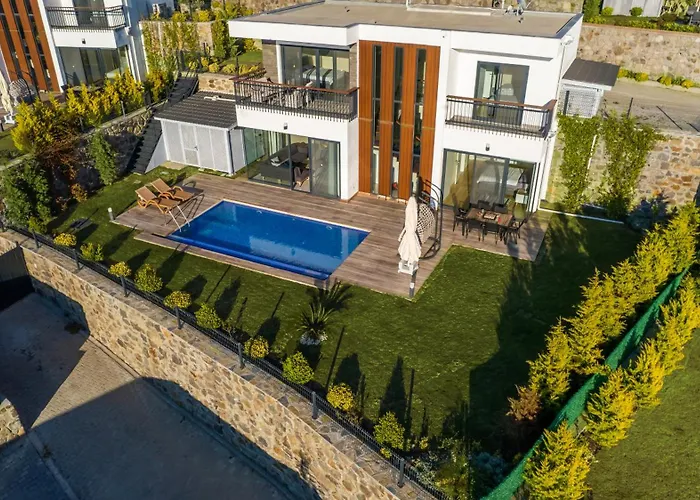 Vila Farilya By Important Group Travel