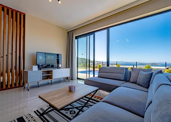 Farilya By Important Group Travel Villa