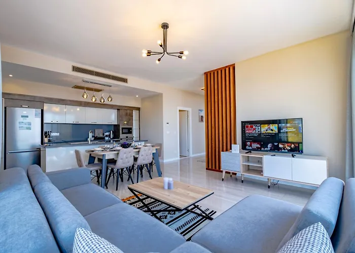 Farilya By Important Group Travel