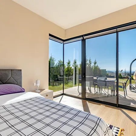 Farilya By Important Group Travel