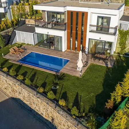 Villa Farilya By Important Group Travel