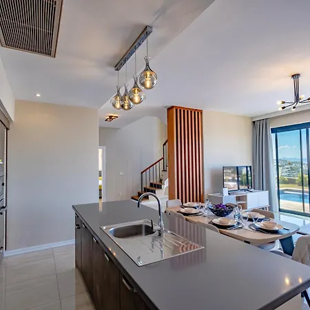 Villa Farilya By Important Group Travel *