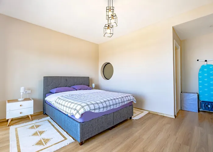 Farilya By Important Group Travel فيلة