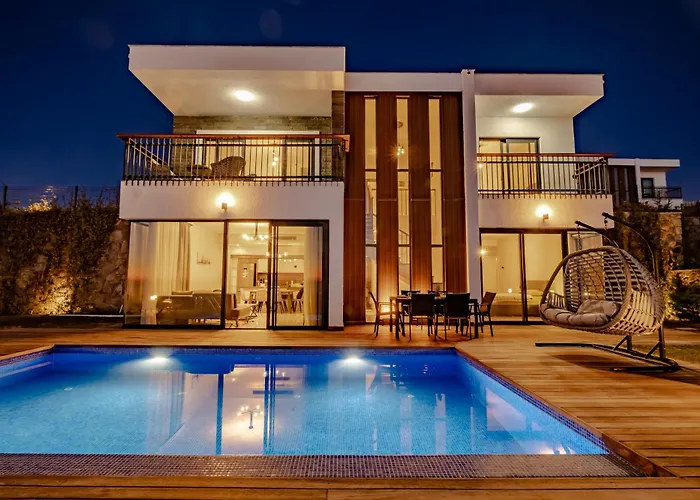 Farilya By Important Group Travel Villa